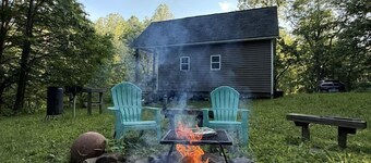 Secluded Off-Grid Cabin with Waterfall & Hiking Trails Near Rome Township, OH