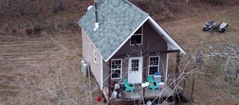 Secluded Off-Grid Cabin with Waterfall & Hiking Trails Near Rome Township, OH
