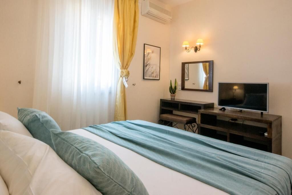 Apartamento luxo, vista para o mar | Cofres nos quartos, Wi-Fi de cortesia