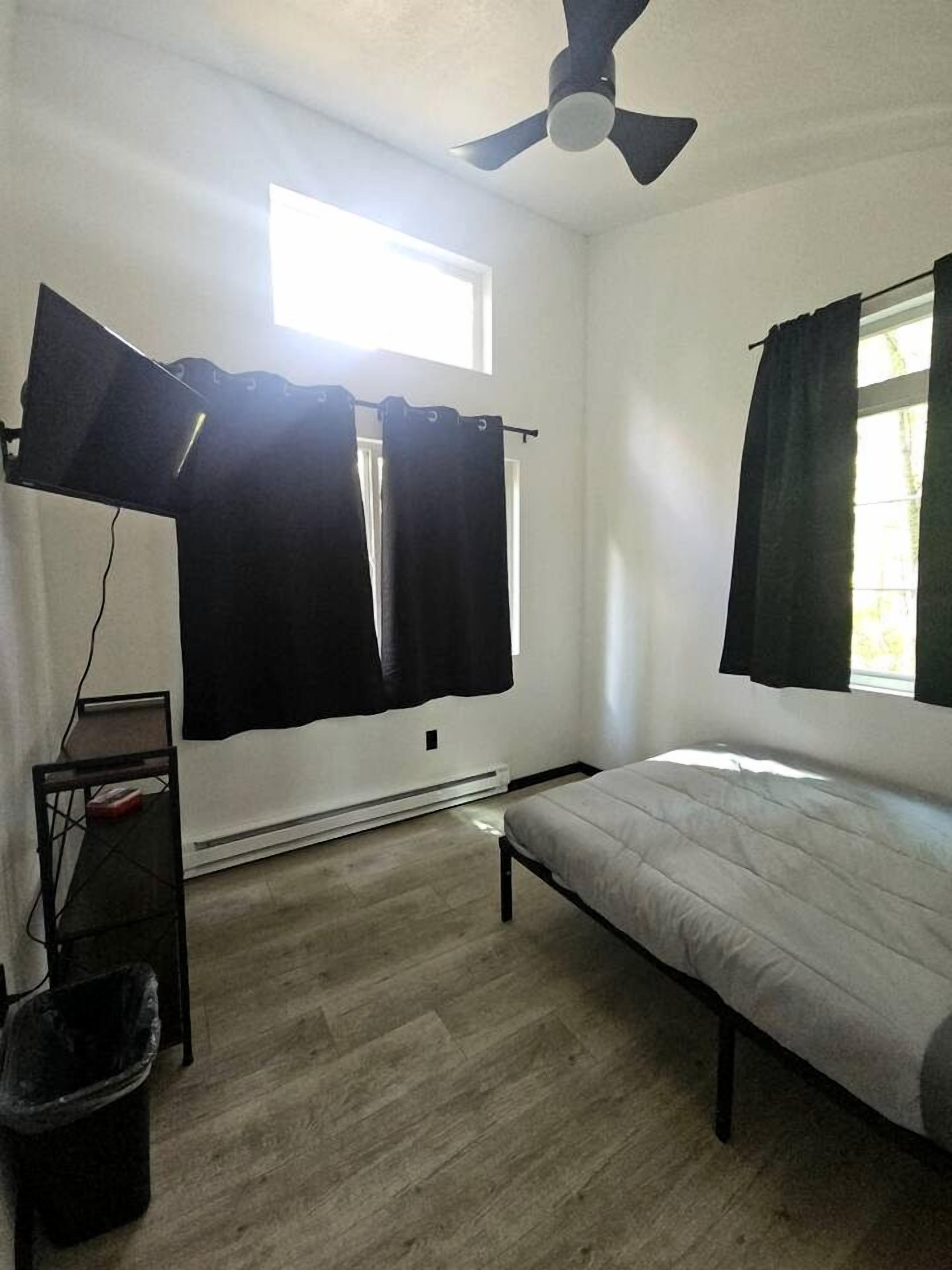 1 bedroom