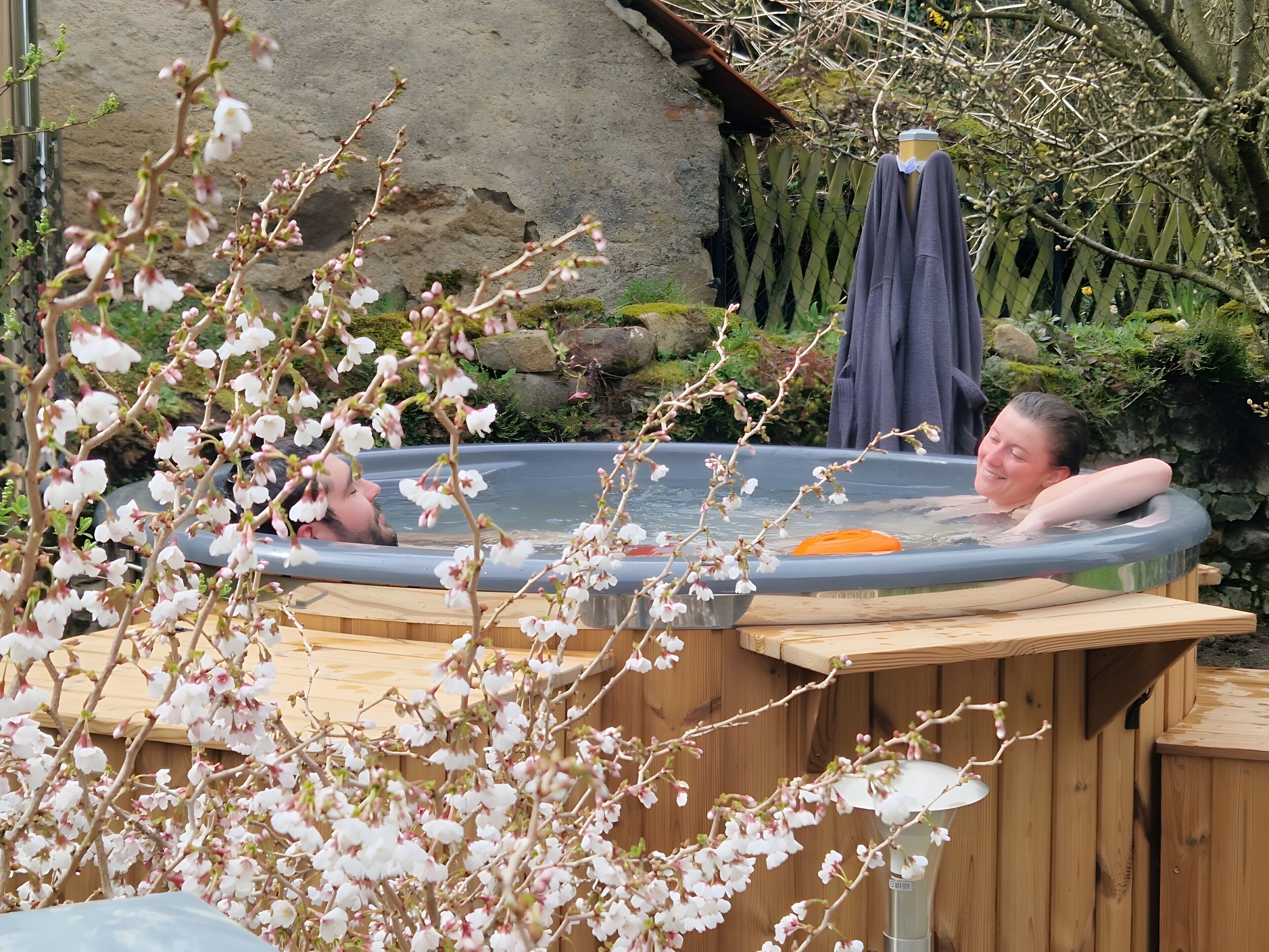 Bain à remous extérieur