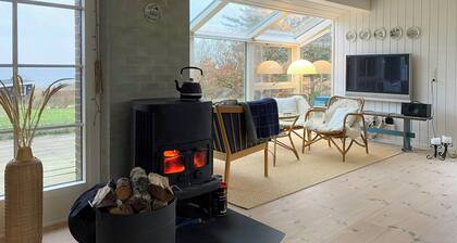 Cozy holiday home with fjord views on Fur