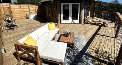 Premium Lakeview Safari Tent Getaway with Private Deck near Lake Travis in Marble Falls, Texas