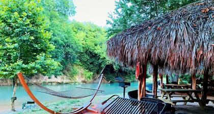 Impressive Safari Tent with Barbecue in Staples, Texas