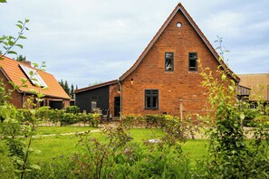 Exterior - Idyllic country house between Hamburg and Berlin (Langen Jarchow)