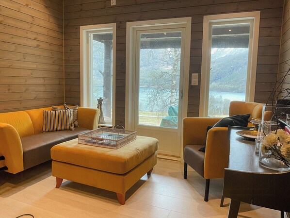 Living area - Cozy modern cabin in West Norway with view (Ålfoten)