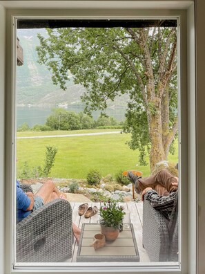 Interior - Cozy modern cabin in West Norway with view (Ålfoten)