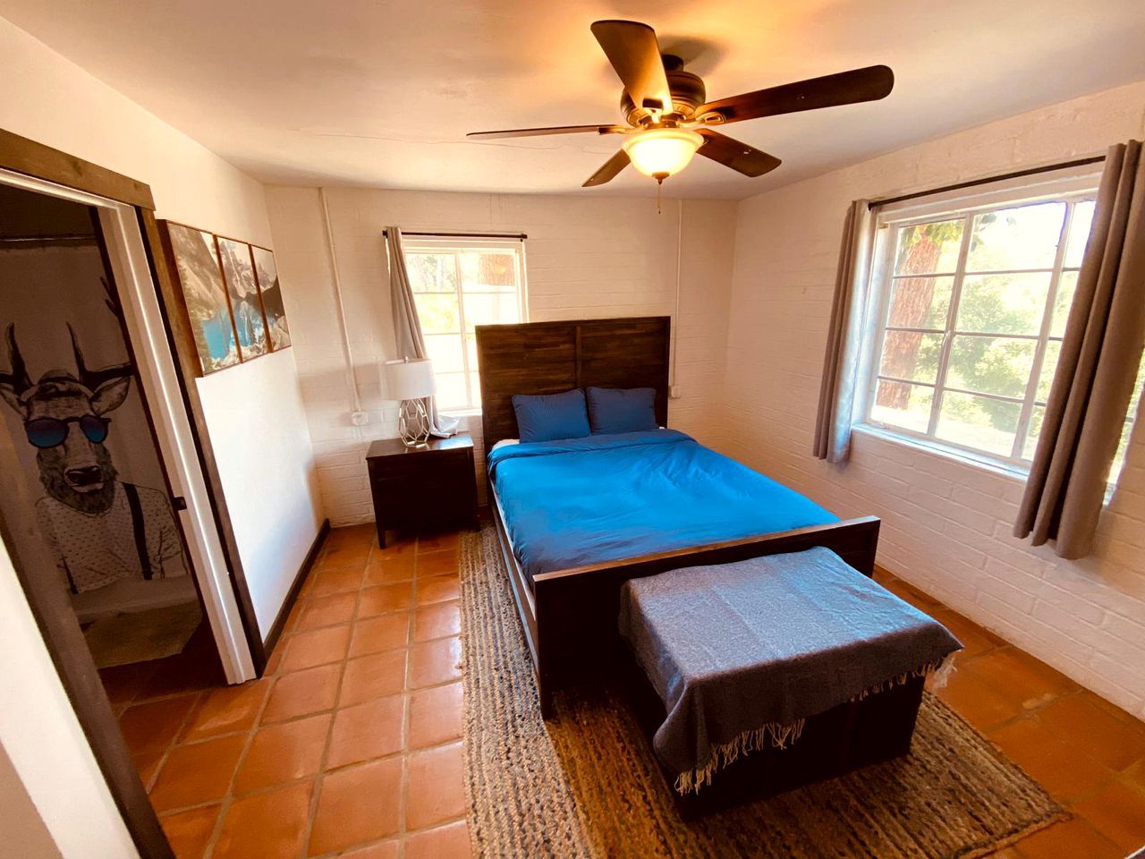5 bedrooms, WiFi, bed sheets