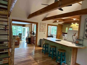 Fridge, microwave, oven, stovetop - Fantastic Cottage with Stunning Views and Lake Access in Holderness, New Hampshire (Holderness)