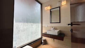 Villa, Balcony | Bathroom | Free toiletries, hair dryer, towels, soap