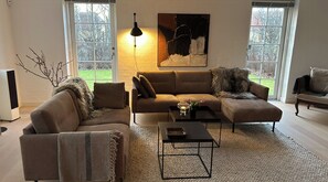 TV, fireplace - Holiday home between two seas in Skagen (Skagen)
