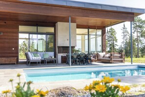 Pool - Spacious cabin on car-free island with view (Snarøya)