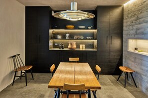 Dining - Restored French estate in medieval Lauzerte (Montagudet)