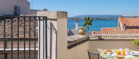 Appartement Confort, vue sur la mer | Extérieur