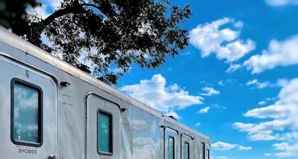 #18Son’s Rio Cibolo Deluxe Safari Cabin