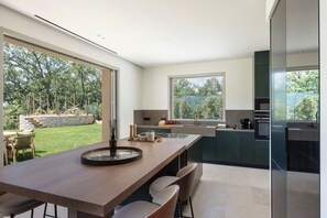 Private kitchen - Villa with pool near Saint-Paul (Vence)