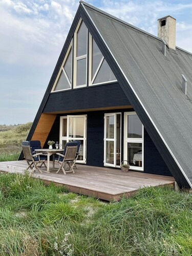 Architect-designed gem at the West Coast