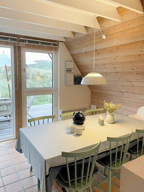 Dining - Architect-designed gem at the West Coast (Pandrup)