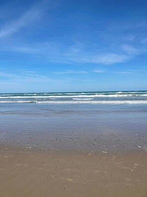 Beach - Architect-designed gem at the West Coast (Pandrup)