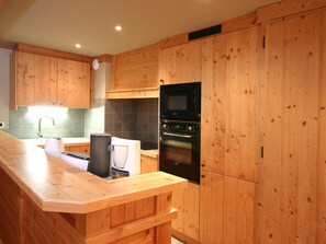 Apartment | Private kitchen - Appartment in Vaujany (Les Deux Alpes)