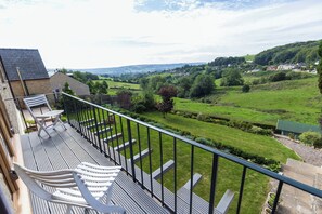 Property grounds - A spacious 5-bedroom countryside retreat with sweeping views across the valleys. (Ruscombe)