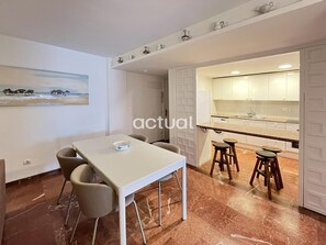 Dining - Apartment with stunning sea view - 4 guests (Platja d'Aro)