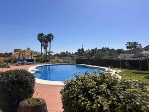 Pool - Full townhouse with 3 bedrooms. Swimming pool in the complex. Duchess. (MANILVA)