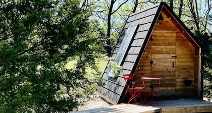 Charming A-Frame Cabin Experience with Campfire Vibes in Humboldt, Kansas