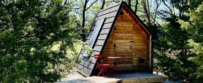 Charming A-Frame Cabin Experience with Campfire Vibes in Humboldt, Kansas