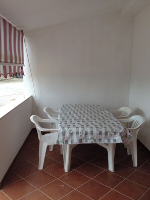 Dining - Vacation house located in quiet hillside area with sea view and swimming pool (Vieste)