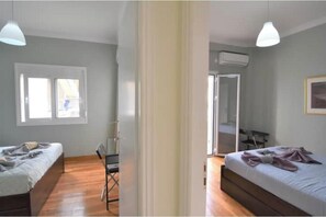 WiFi, bed sheets - Alice in Kypseli - Elegant & Stylish APT (Athina)