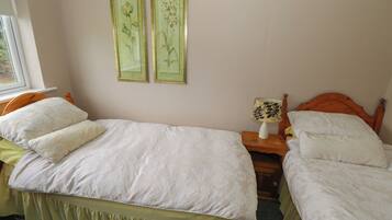 4 bedrooms, individually decorated, individually furnished