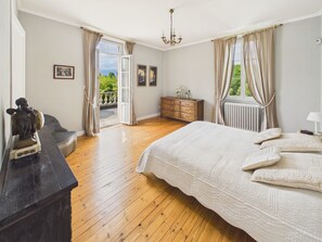 Room - House for 13 with swimming pool in Montignac (Montignac)