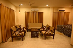 Family Villa | Free WiFi - Dream Habitat Resort (Bhadravathi)