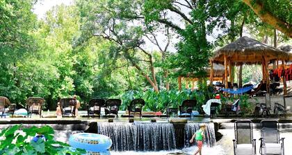 Escape to Nature: Safari Tent Glamping in Cibolo, Texas