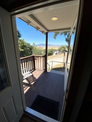 Interior - California Lakeview Escape: Santa Ysabel Glamping to Recharge (Santa Ysabel)