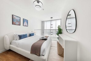Iron/ironing board, WiFi, bed sheets - Free housekeeping visits during your stay - StayShort - Cozy 1BR Townhouse loft style located in Rukan Community (Dubai Land)