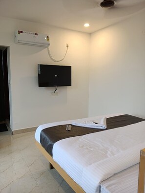 Living area - V SQUARE ELITE (Hyderabad)