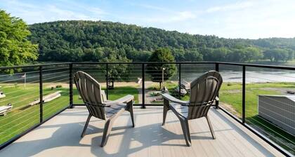 Family Adventure Awaits: Amazing Cabin by the Allegheny River in Pennsylvania