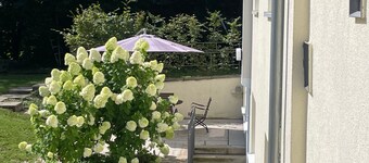 Appartement Am Waldrand met privéterras, tuin en wifi