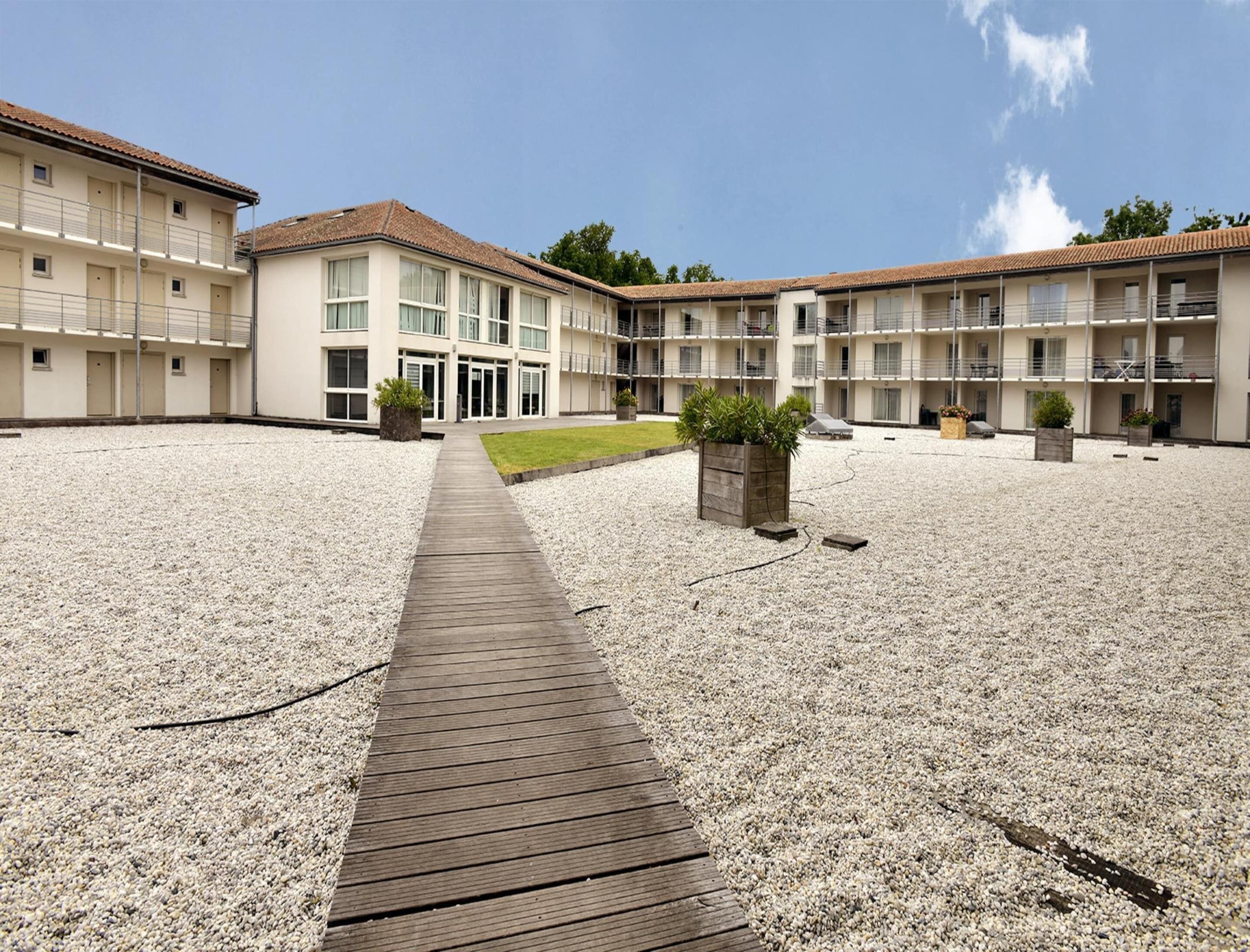 Apartment | Exterior