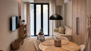 Apartamento, vistas a la ciudad | Restauración