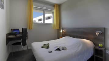 Apartment | 1 bedroom, bed sheets