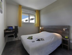 Apartment - Montpellier Base Near Coast With Balcony (Saint-Jean-de-Vedas)