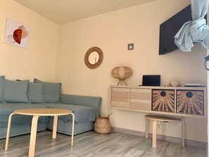 TV - Vacation Home 'Apartment Colors Of Fuerteventura 1' with Balcony and Wi-Fi (Costa Calma)