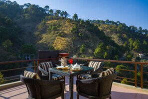 Aerial view - GhumoG Stay's (Kasauli)