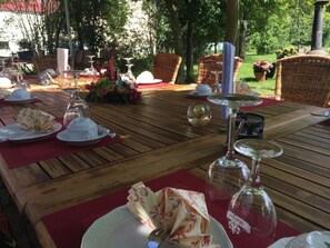 Outdoor dining - Lindenhof Peritz (Wuelknitz)
