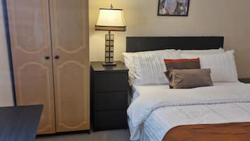 4 bedrooms, iron/ironing board, free WiFi, bed sheets