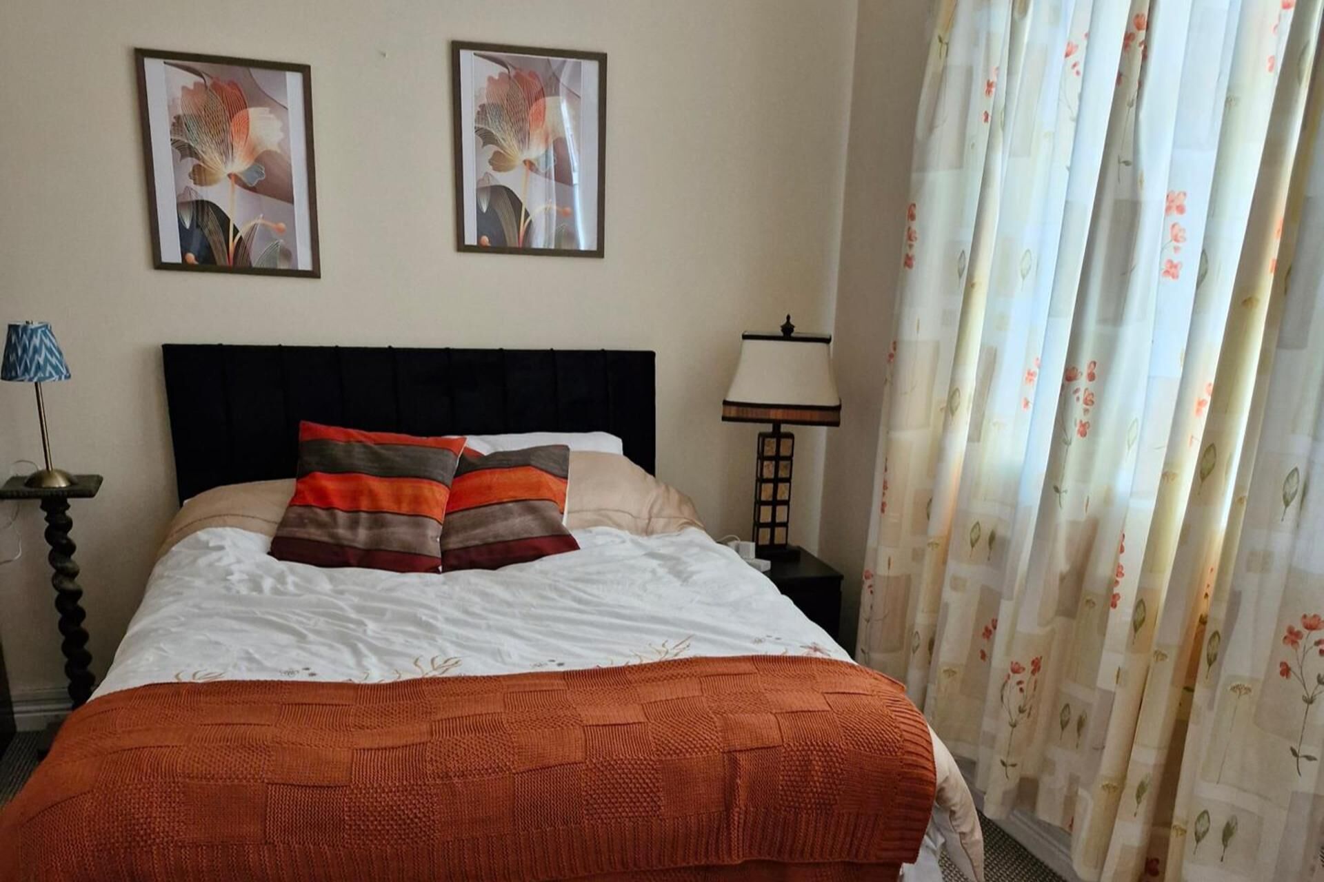 4 chambres, fer et planche à repasser, Wi-Fi gratuit, draps fournis