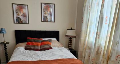 Townhouse Sleeps 8 - Garden, Wifi, Free Parking